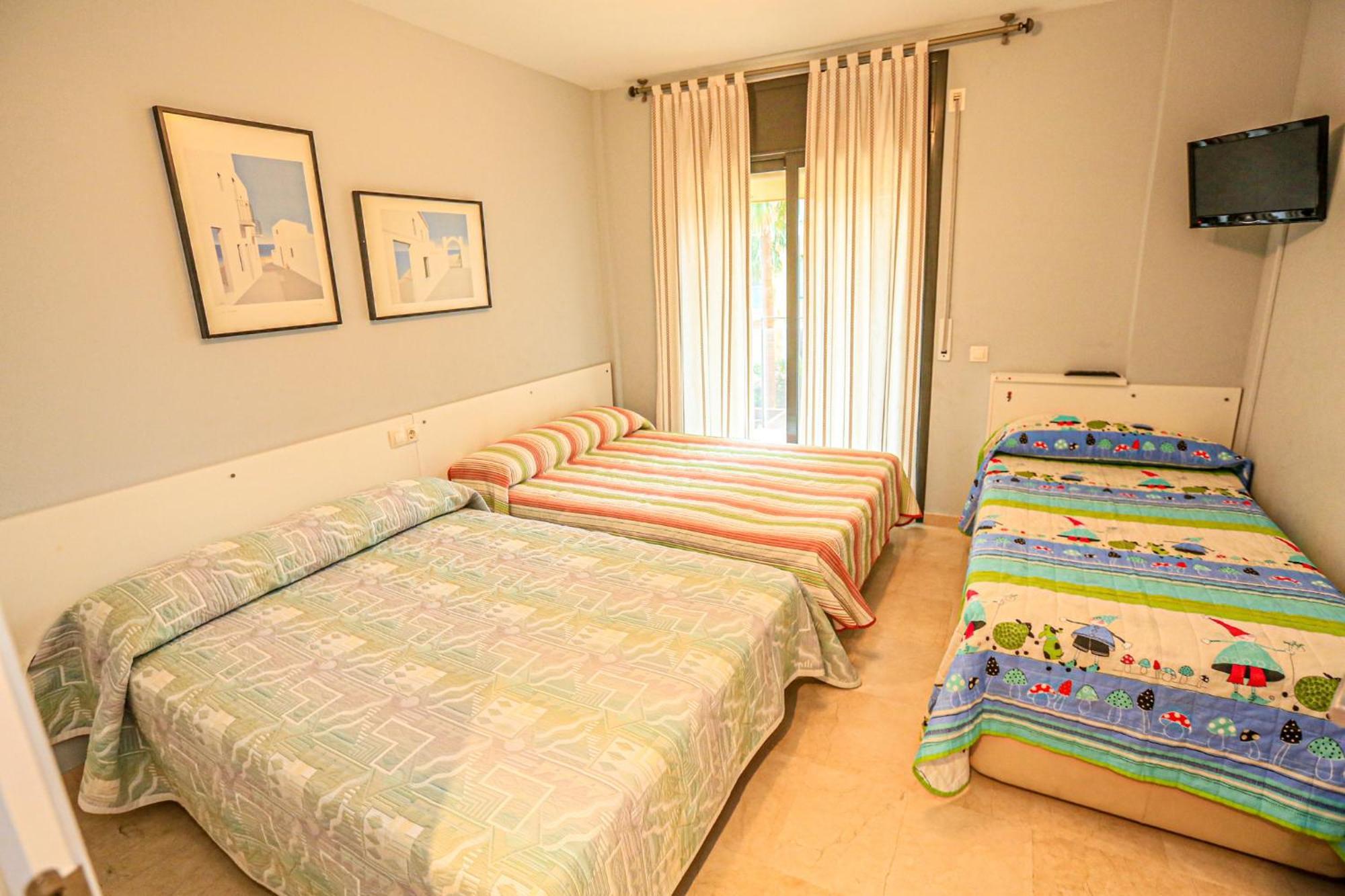 Litoral Costa Dorada - Marina Bajo Only Families カンブリルス エクステリア 写真